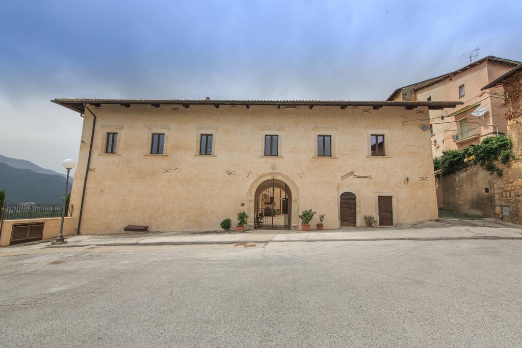 Fontecchio Casa Rosati酒店 外观 照片