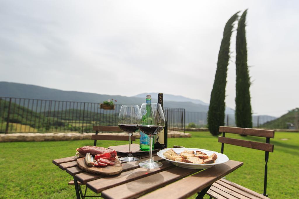 Fontecchio Casa Rosati酒店 外观 照片